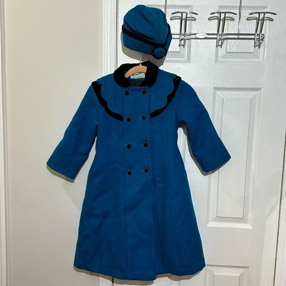 Rothschild vintage princess wool coat with velvet collar size 8